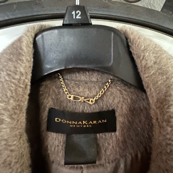 Donna Karan coat. Worn once! - Picture 3 of 4